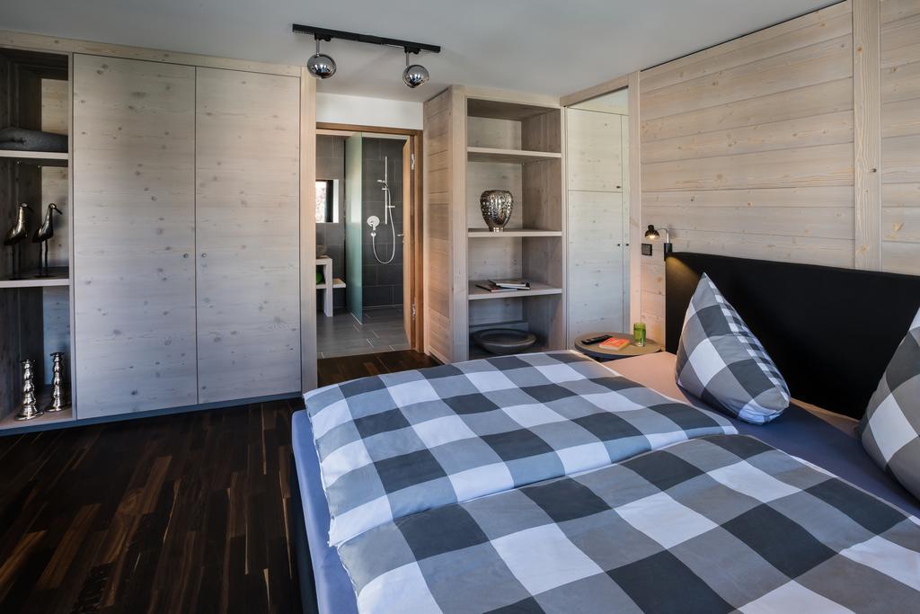N6 Apartment